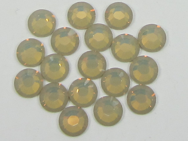 72 pcs. 20ss SAND OPAL HOTFIX European Rhinestones